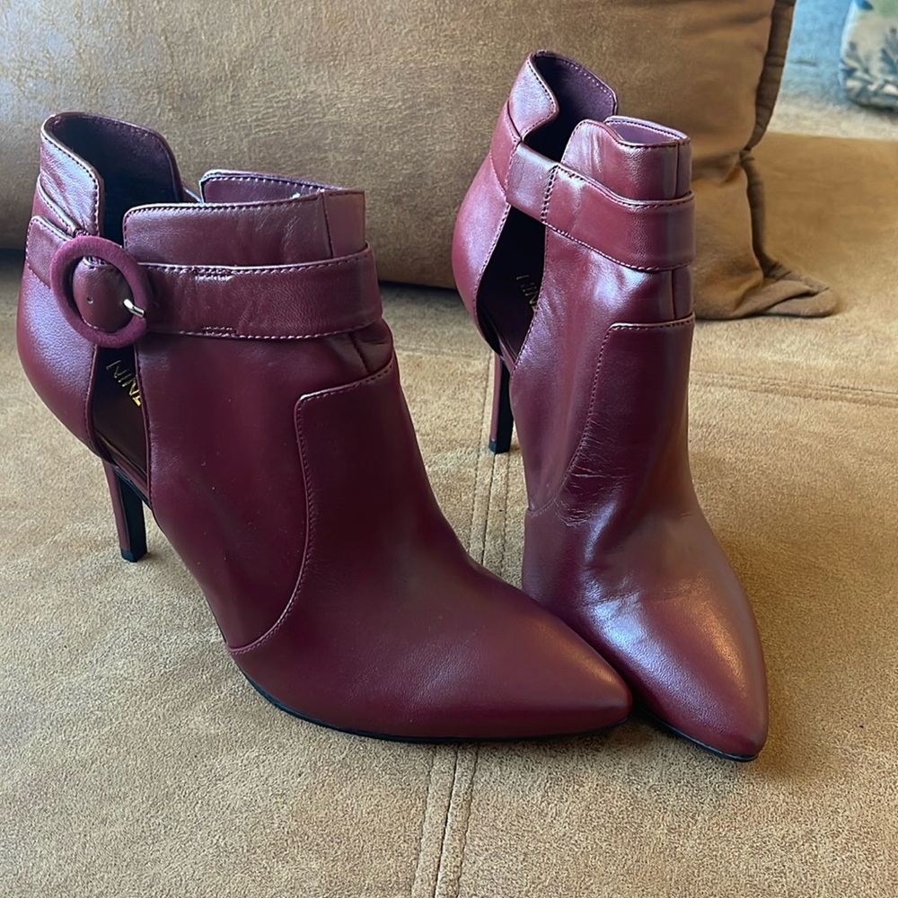 Leather Red Nine West Heel